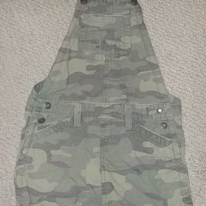 Girls Camo Old Navy Skirt Overalls xs